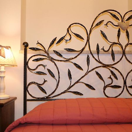 La Casina Colorata Hotel Assisi Buitenkant foto