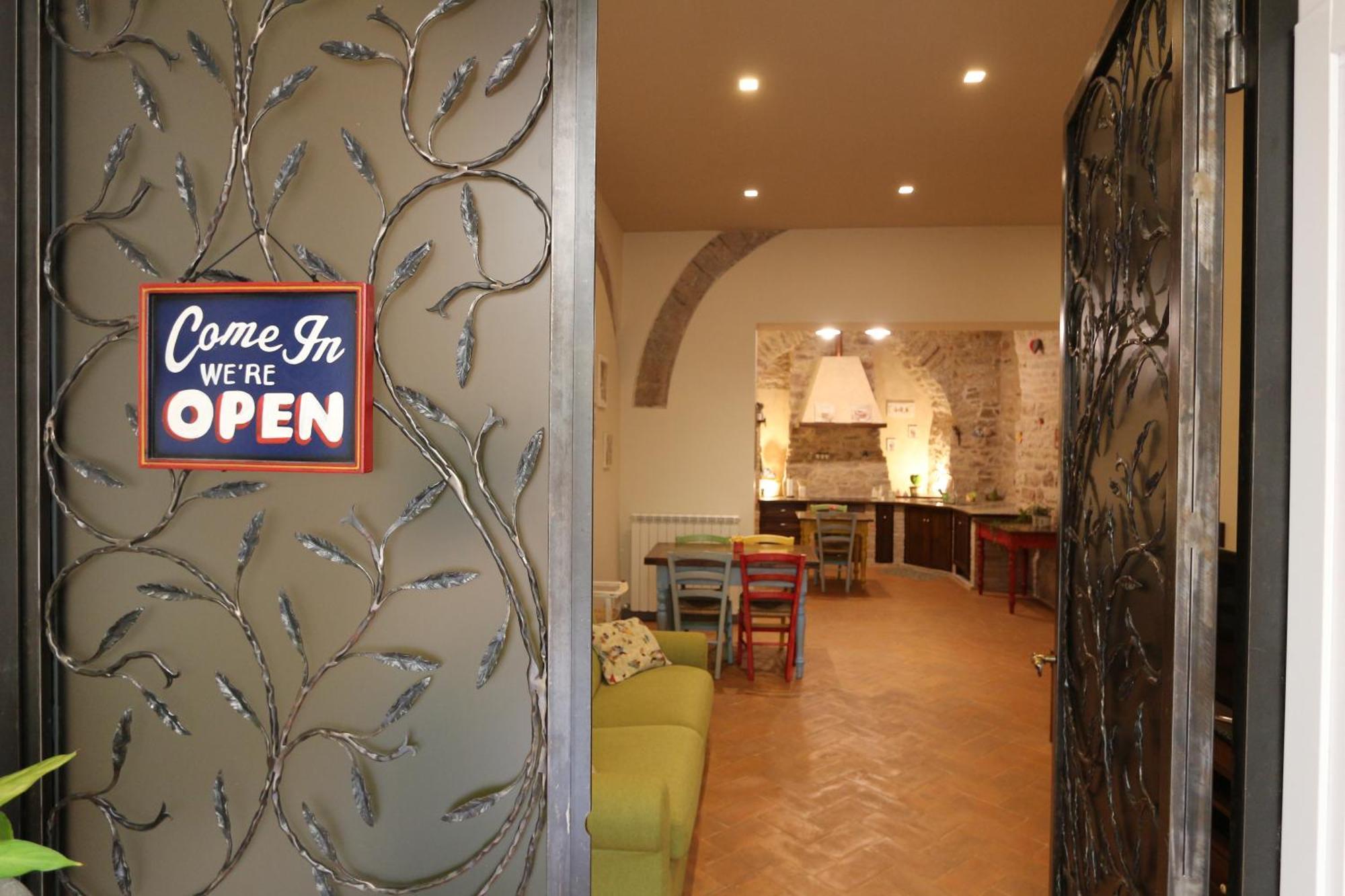 La Casina Colorata Hotel Assisi Buitenkant foto